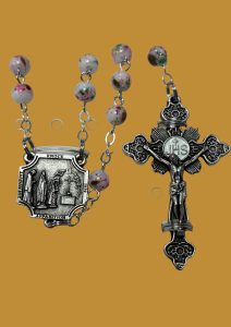 Ghirelli Pink/White Speckled Rosary with 3mm Bead and Knock Apparition Junction